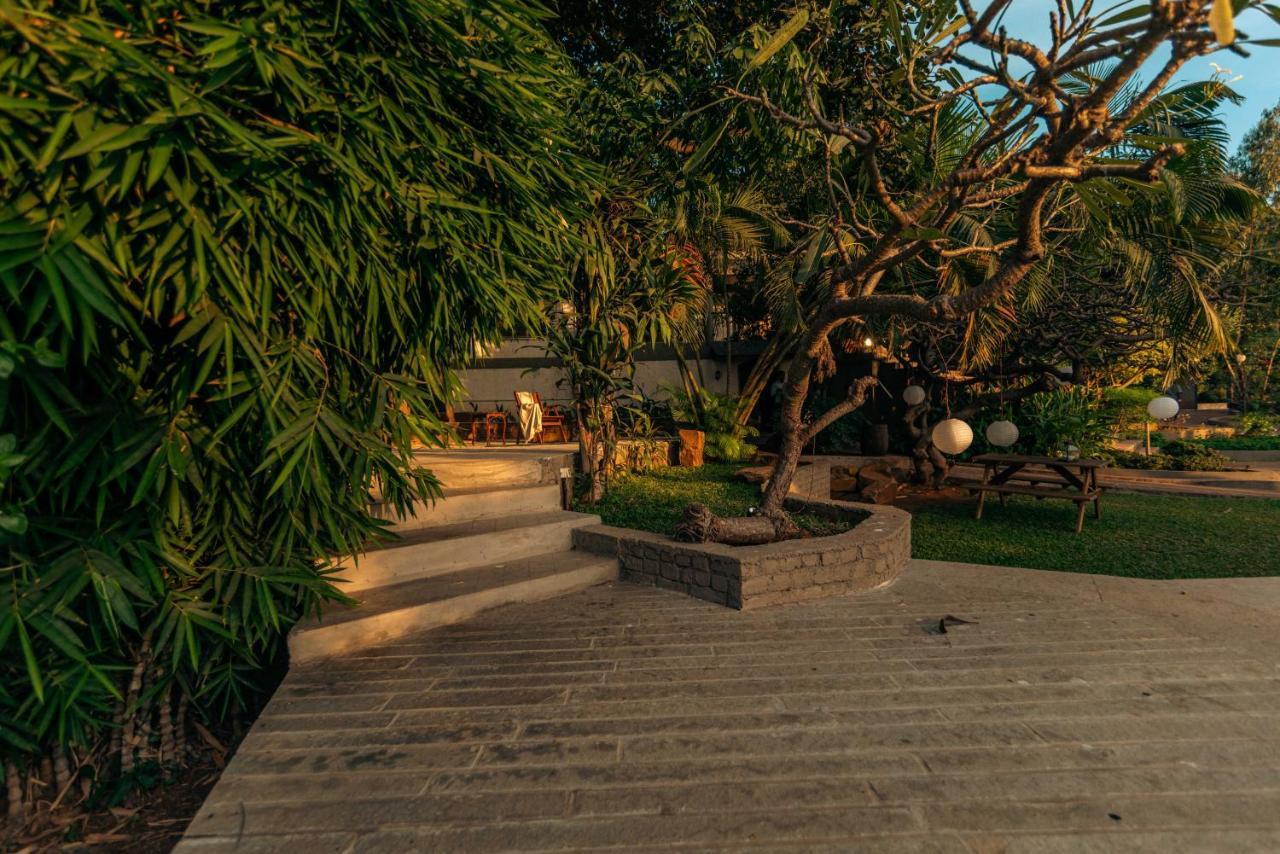 The Lighthouse - Formerly Known As Utan Sea Resort Thane Εξωτερικό φωτογραφία